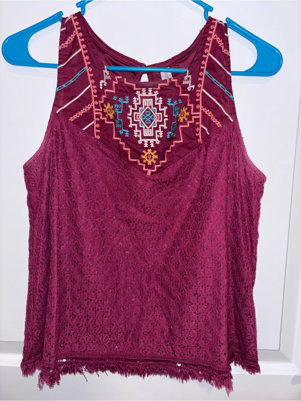 Xhilaration Embroidered Lace Tank Top in Maroon